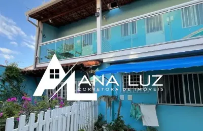 2 imóveis em 1 no boqueirão, saquarema – casa + 6 studios a 150m da praia! reformado, pronto para morar ou investir, com até 7 vagas e placas solares.