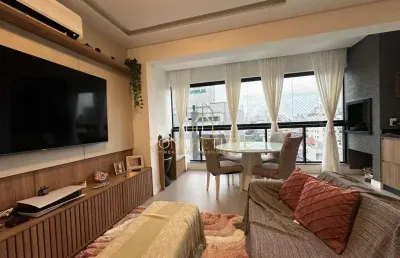 Belissímo apartamento - quadra do mar no bairro gravatá!!!