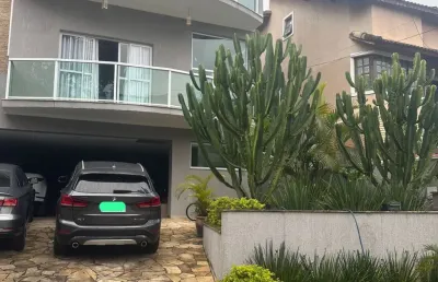Sobrado para locação condomínio nova paulista com 3 quartos 5 vagas de carro