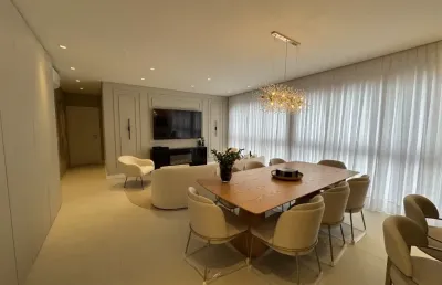 Um maravilhoso empreendimento localizado no coração do bairro agronômica, em florianópolis. este é o lugar perfeito para você que busca qualidade de vida e bem-estar. com diversas opções de lazer, com