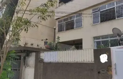 Vendo casa no jardim carioca, vazia, com 3 quartos, 328 m2 total!