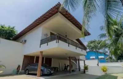 Maravilhosa casa linear no jardim guanabara, ambiente descontraído e aconchegante!