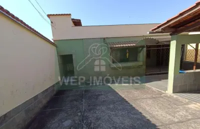 Casa com 3 quartos à venda na Rua Quatro, Dom Silvério, Belo Horizonte