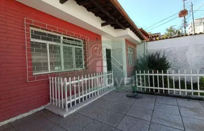 Casa com 3 quartos à venda na Rua Pitangui, Sagrada Família, Belo Horizonte