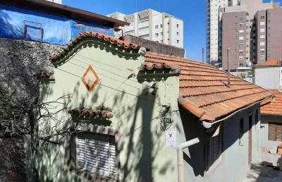 Terreno à venda com 2 casas de 3 cômodos no  alto da lapa