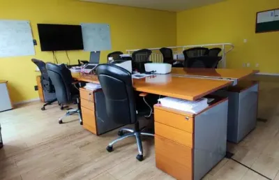 Casa comercial à venda com 129m² na vila leopoldina.