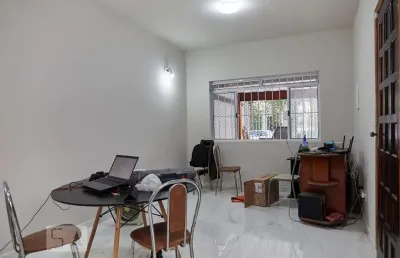 Casa com 2 quartos à venda na Vila Romana, São Paulo 