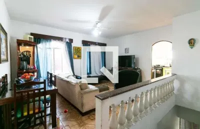 Casa em condomínio fechado com 6 quartos à venda na Vila Carrão, São Paulo 