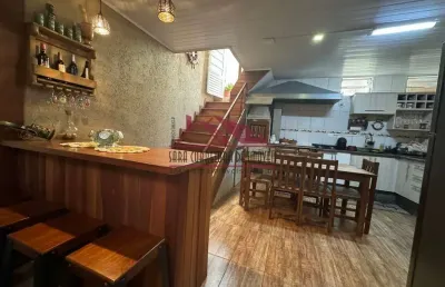 Casa com 3 quartos à venda na Rua Quintino Bocaiúva, 505, Campo Pequeno, Colombo