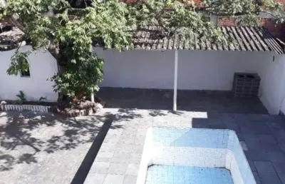 Excelente oportunidade 2 casas com piscina a poucos minutos do west shopping