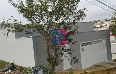 Casa nova à venda no bairro parque real em pouso alegre - mg
