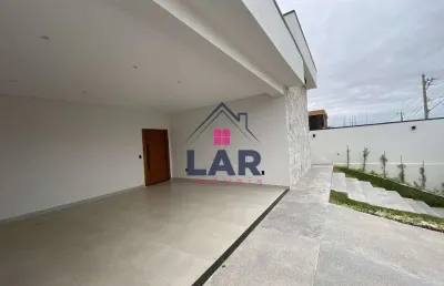 Uma linda casa de alto padrão localizada no bairro astúris