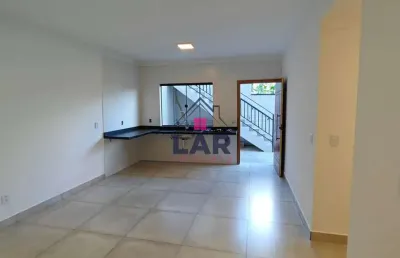 Dois imóveis a venda com excelente localização e acabamento