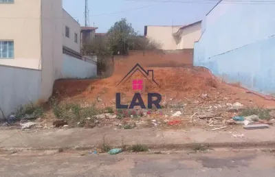 Terreno com excelente localização e topografia em pouso alegre, com 240 m