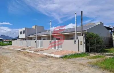 Casa com 2 quartos à venda na rua joão carlos marques, piçarras, guaratuba, 60 m2 por r$ 280.000