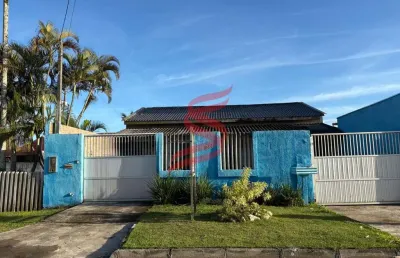 Casa à venda com terreno de 540 m² mais 2 casas em construção– ótima oportunidade para investimento!