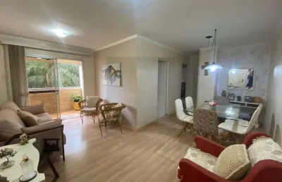 Apartamento 70 metros com 2 dormitórios sendo 1 suíte.