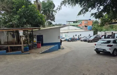 Galpão com excelente estrutura, diversas salas  a maioria com banheiro