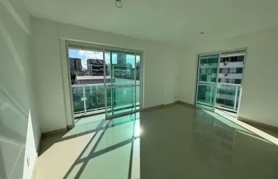 Fantástico apartamento novo na rua da matriz no coração de botafogo