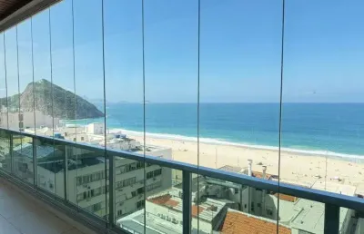 Luxo à beira-mar: apartamento de 256m² no leme com vista deslumbrante e localização privilegiada!