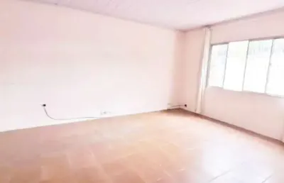 Terreno à venda na Rua Agamenon Magalhães, Vila Santa Edwiges, São Paulo