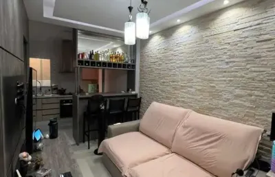 Sobrado à venda, 74 m², 2 quartos, 3 banheiros, 2 suítes