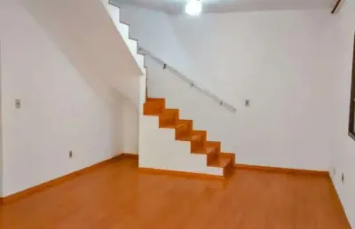 Casa com 2 quartos à venda na Rua Porteirinha, Vila Bonilha, São Paulo