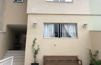 Sobrado à venda, 119 m², 3 quartos, 3 banheiros, 1 suíte