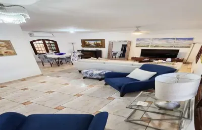 Casa à venda, 186 m², 3 quartos, 2 banheiros, 1 suíte