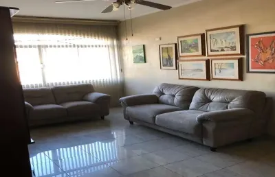 Sobrado à venda, 161 m², 3 quartos, 3 banheiros, 1 suíte