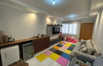 Sobrado à venda, 130 m², 3 quartos, 3 banheiros, 1 suíte