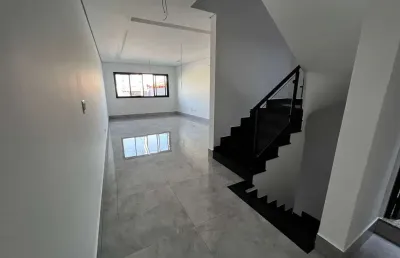 Sobrado à venda, 193 m², 3 quartos, 4 banheiros, 3 suítes