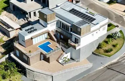 Casa à venda, 293 m², 4 quartos, 5 banheiros, 3 suítes