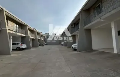 Casa com 3 quartos à venda na Rua Capitão Benedito Lopes de Bragança, Estrela, Ponta Grossa