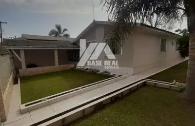 Casa com 4 quartos à venda na Avenida Newton Slaviero, Cará-cará, Ponta Grossa