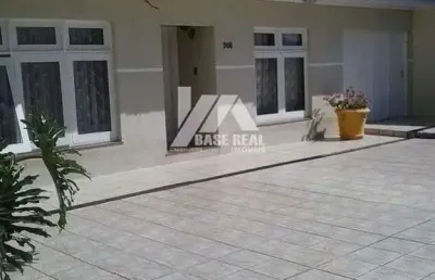 Casa com 3 quartos à venda na Rua José Joaquim da Maia, Oficinas, Ponta Grossa