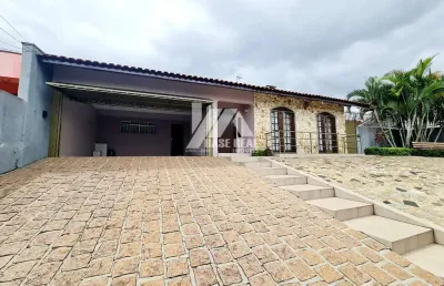 Casa com 3 quartos à venda na Rua Doutor João Cecy Filho, Uvaranas, Ponta Grossa