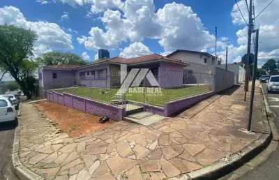 Casa com 3 quartos à venda na Rua Barão do Rio Branco, Centro, Guarapuava