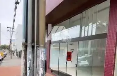 Sala comercial com 105m² centro - rua xv de novembro.