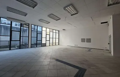 Sala comercial para alugar na Rua João Negrão, 270, Centro, Curitiba