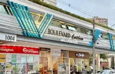 Sala comercial para alugar na Avenida República Argentina, 1404, Portão, Curitiba