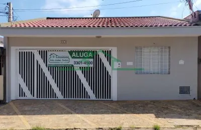 Casa com 3 quartos para alugar na Rua Dr. Paulo Pinto, São Dimas, Piracicaba