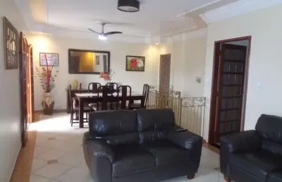 Casa com 3 quartos à venda na Rua Olívia Bianco, Parque Santa Cecília, Piracicaba