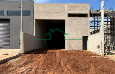 Casa comercial para alugar na Rua Genoveva Nazato Formagio, Dois Córregos, Piracicaba