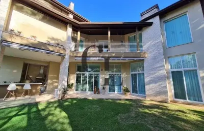 Itatiaia - casa em condomínio à venda com 3 suítes e 7 vagas na serra da cantareira
