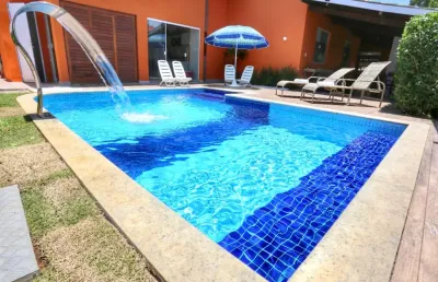Casa em condomínio fechado com 4 quartos à venda na Rua Dourado, Guarajuba, Camaçari