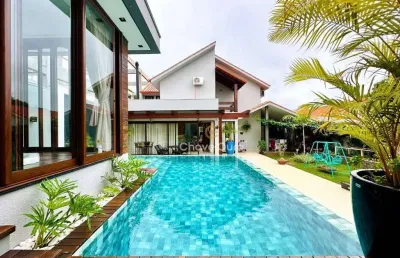 Sobrado altíssimo padrão com suíte com closet + 3 quartos, piscina e hidromassagem à venda por r$2.500.000,00 - jardim la salle - toledo/pr