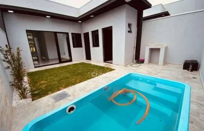 Casa com piscina no pancera com 01 suíte e 02 quartos