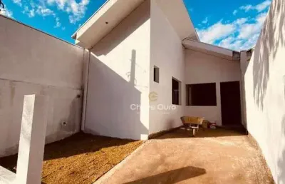 Casa com tres quartos a venda no vila industrial prox. ao supermercado allmayer