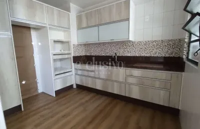 Apartamento com 2 quartos à venda na rua joão roberto sanford, 159, coqueiros, florianópolis por r$ 920.000